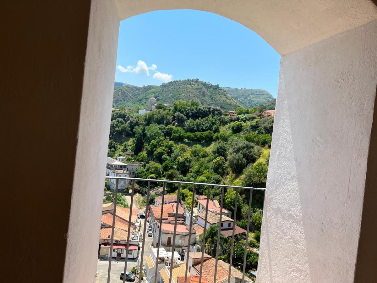 La Rupe Apartments Tropea Kültér fotó